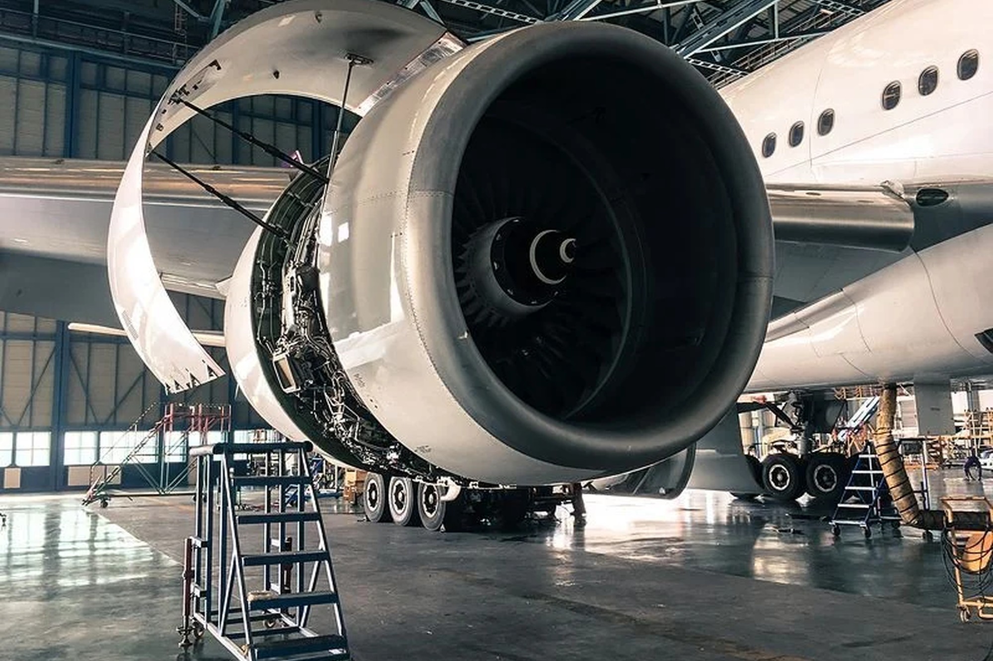 Aviation & Aerospace